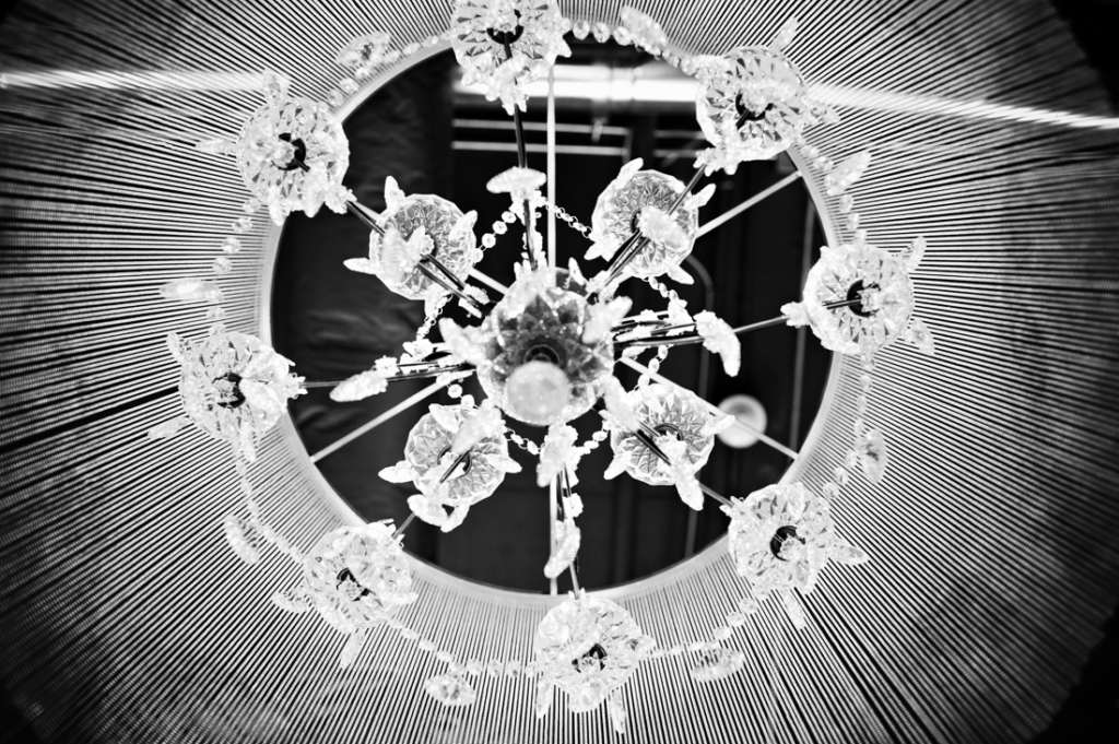 cheveux-chandelier services-cheveux-salon-biltmore-park-asheville-nc